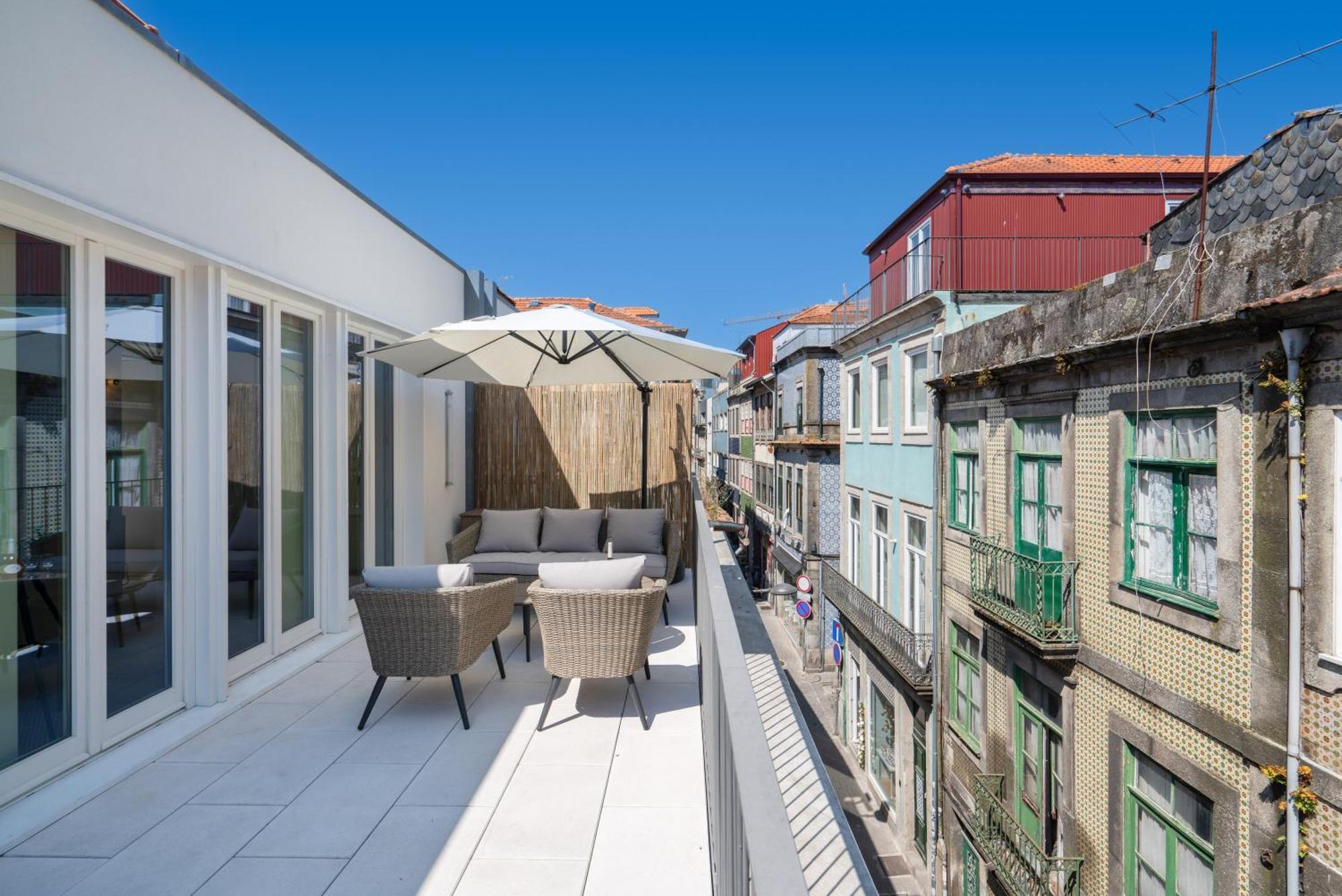 Host Wise - Luxurious Private Flats - Balcony Apartment Porto Cameră foto